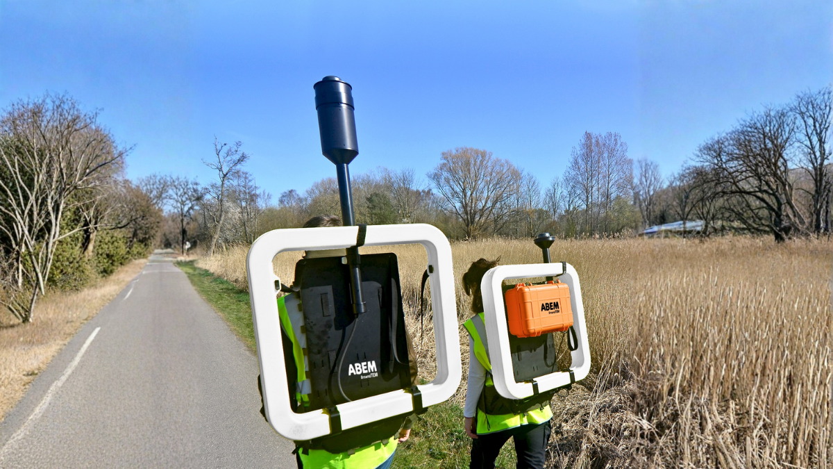 Mobile TEM backpack system for groundwater mapping